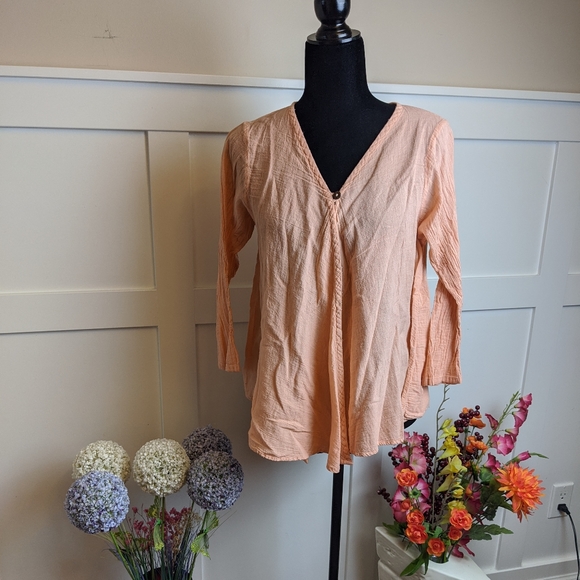 Orange top - Picture 2 of 4